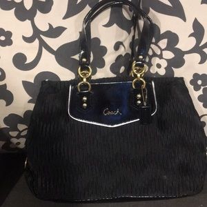 Coach shoulder bag